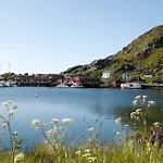 Semesterbostad Rorbu I Fiskevaeret Ballstad