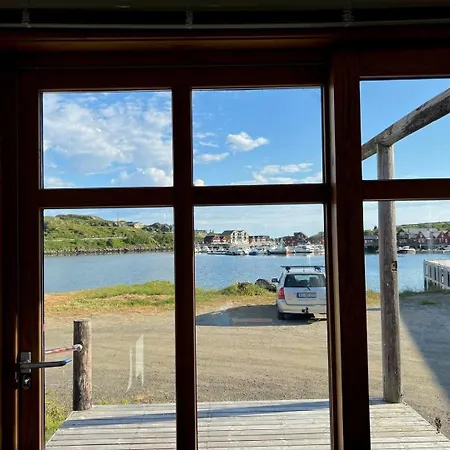 Rorbu I Fiskevaeret * Ballstad