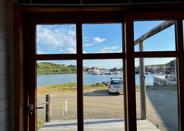 Rorbu I Fiskevaeret * Ballstad